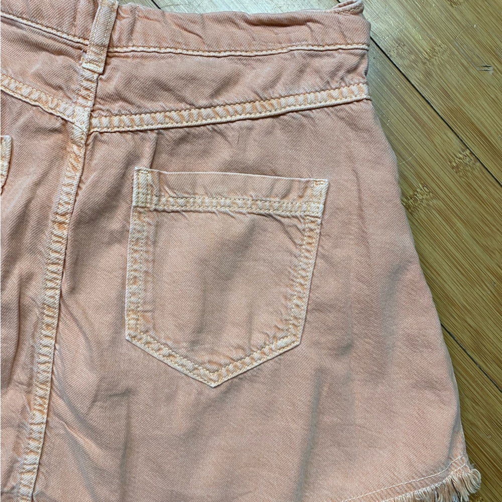Anthropologie Pilcro Peach Pleated Micro Denim Mini Skirt with a Frayed Hem - Picture 8 of 12